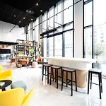 Hotel Staycity Paris La Defense Courbevoie