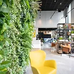 Hotel Staycity Paris La Defense Courbevoie