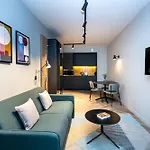 Hotel Staycity Paris La Defense