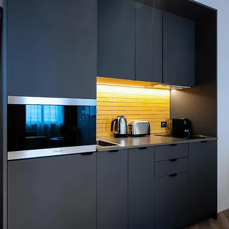 Staycity Paris La Defense Aparthotel
