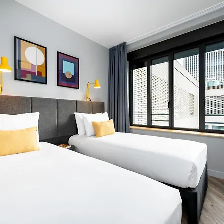 Staycity Paris La Defense Hotel