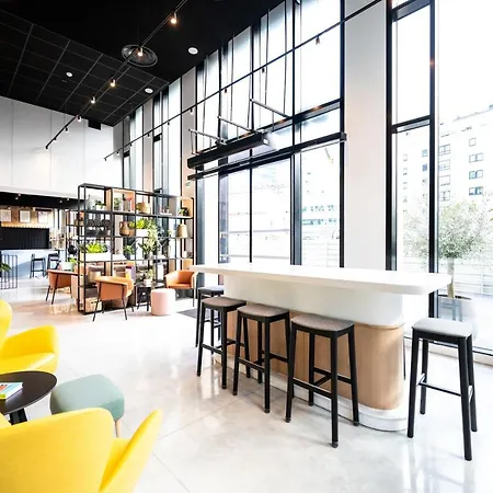 Hotel Staycity Paris La Defense Courbevoie