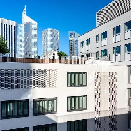 Staycity Paris La Defense 库尔布瓦
