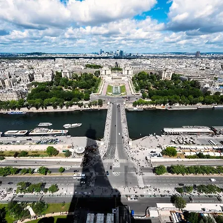Staycity Paris La Defense Aparthotel Courbevoie
