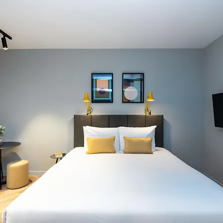 Staycity Paris La Defense Hotel Courbevoie