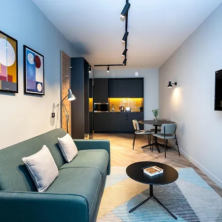 Aparthotel Staycity Paris La Defense