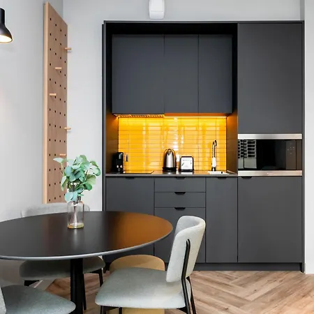 Aparthotel Staycity Paris La Defense