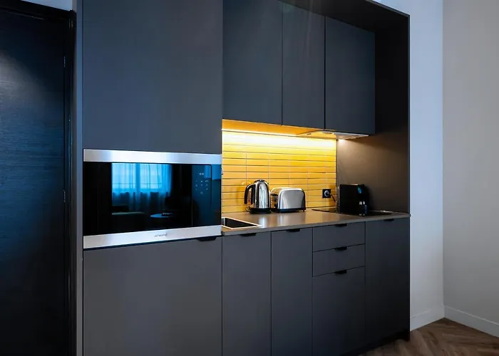 Staycity Paris La Defense 酒店