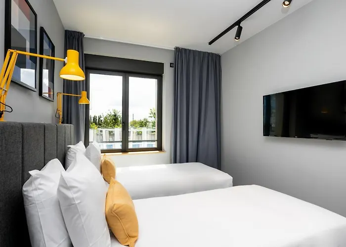 酒店 Staycity Paris La Defense 4*