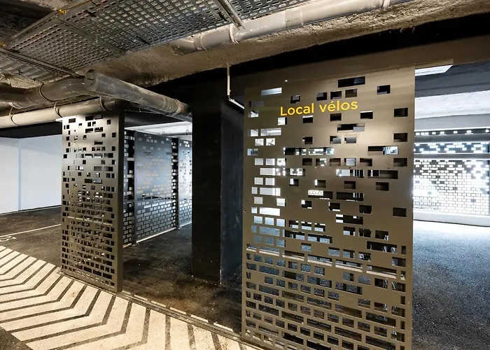 酒店 Staycity Paris La Defense 4*